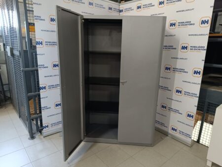 ARMÁRIOS ESCRITÓRIO METÁLICOS C/ PORTAS DE BATER 1700x1000 - CINZA-ALUMÍNIO - Image 3
