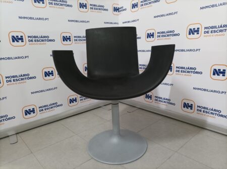 “NOA DINING CHAIR” by MARCELLO ZILIANI for SINTESI, 2000s – POLIURETANO PRETO / CINZA-ALUMÍNIO