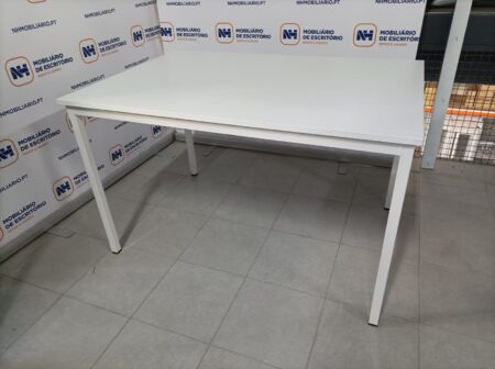 MESAS DE FORMAÇÃO / MULTIUSOS 4 PÉS 1200x800 – ML BRANCO / BRANCO
