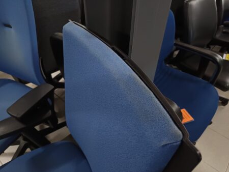 CADEIRAS DE ESCRITÓRIO ID "STEELCASE - WERNDL " - TECIDO AZUL-CLARO / PRETO - Image 4
