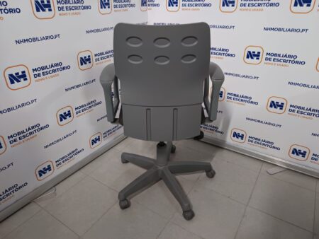CADEIRAS ESCRITÓRIO OPERATIVA C/ RODAS + BRAÇOS "STEELCASE" - TECIDO CINZA-ESCURO / CINZA - Image 3
