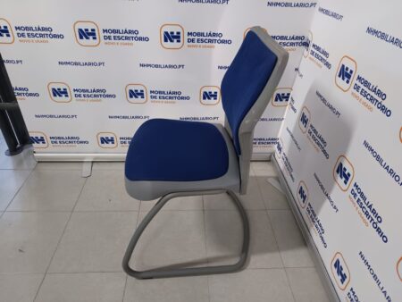 CADEIRAS VISITA / REUNIÕES BASE TRENÓ "STEELCASE" - TECIDO AZUL / CINZA - Image 2
