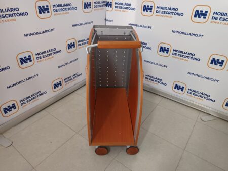 SUPORTE CPU C/ RODAS - ML CEREJEIRA / ALUMÍNIO