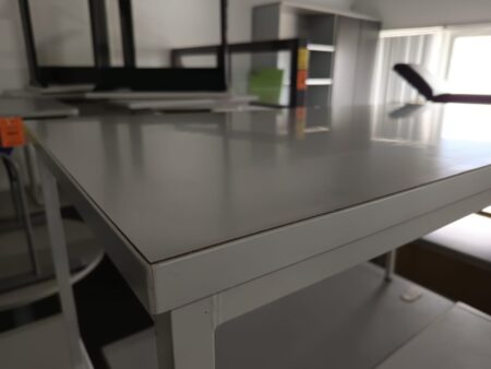 MESAS DE FORMAÇÃO / MULTIUSOS 4 PÉS 1300x700 – ML CINZA / CINZA - Image 3