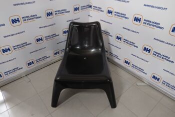 CADEIRA / POLTRONA EXTERIOR  - PP INDOOR E OUTDOOR PRETO