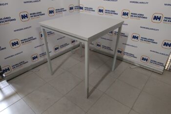 MESA DE APOIO / MULTIUSOS 700x700 - ML CINZA / CINZA