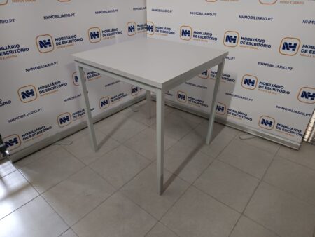 MESA DE APOIO / MULTIUSOS 700x700 - ML CINZA / CINZA