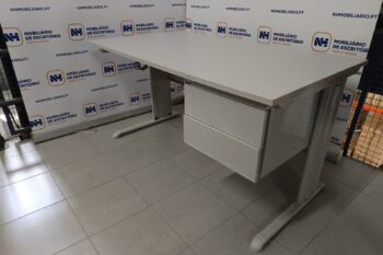 SECRETÁRIAS DE ESCRITÓRIO 1400x800 C/ BLOCO GAVETAS FIXO - ML CINZA / CINZA
