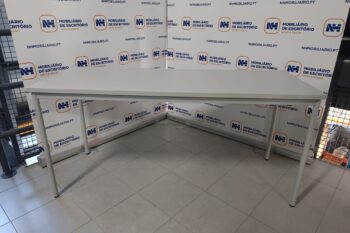 MESAS DE FORMAÇÃO 4 PÉS 1600x600 - CINZA