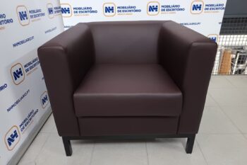SOFÁ / MAPLE DE ESCRITÓRIO AL.QUA-B - PELE SINT. CASTANHO-ESCURO (D09)